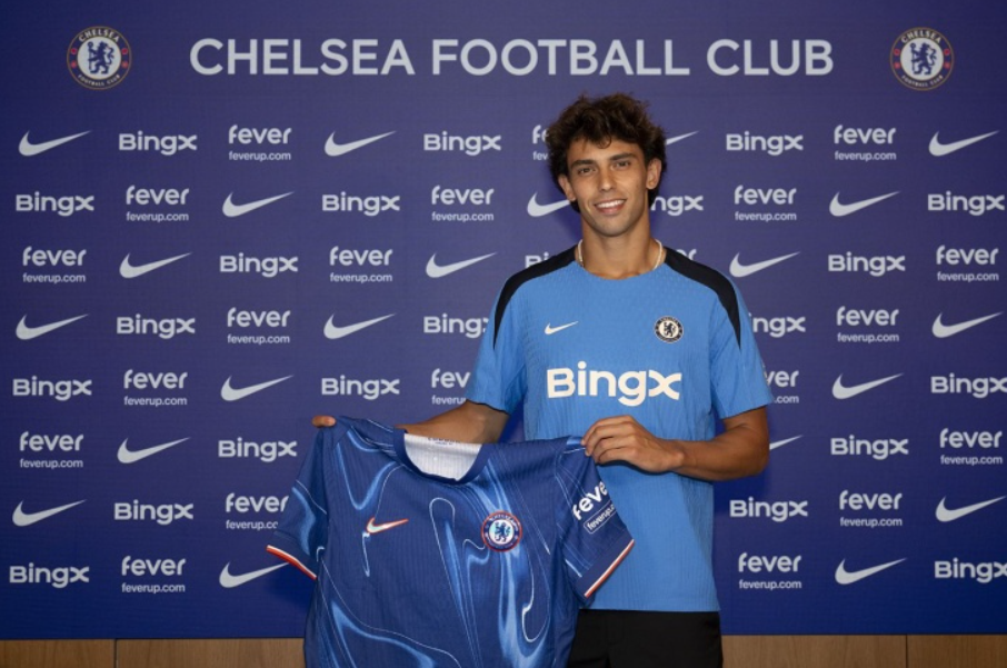 João Félix Pronto para fazer do Chelsea a sua casa