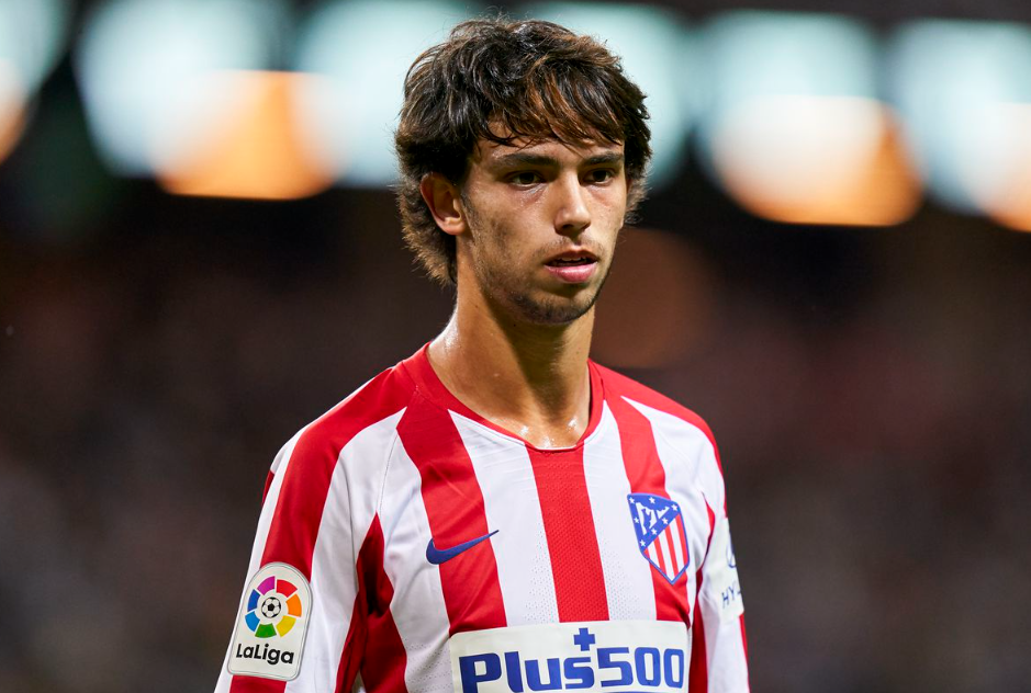 O atacante do Milan, João Félix, fala sobre sua relação com Rafael Leão