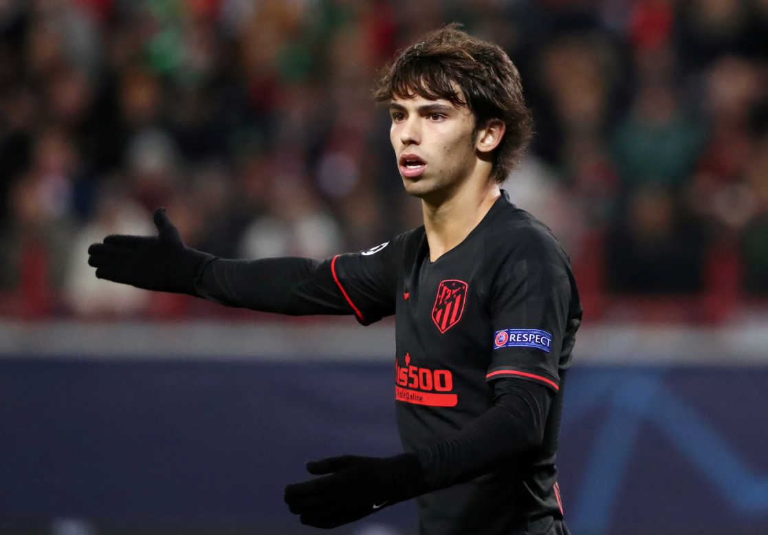 Zlatan Ibrahimovic elogia João Félix e a busca do Milan pelo ponta